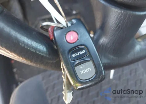 2002 Mazda Protege5 из США, поврежденный, VIN JM1BJ245521516472